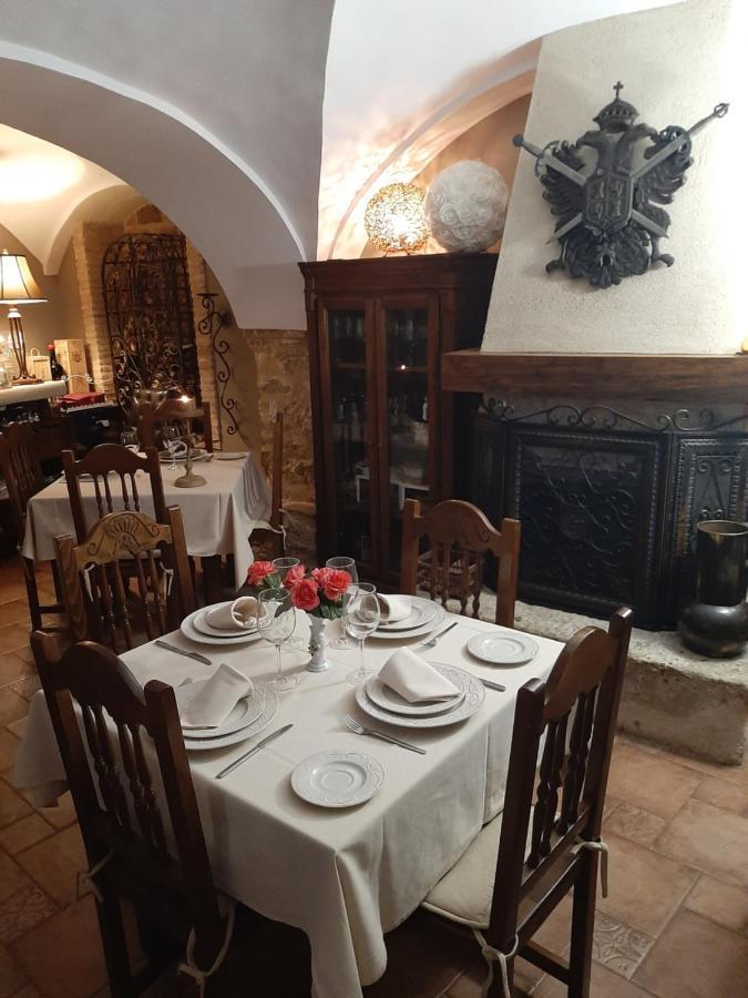 Villanueva de San Mancio La Posada Del Canal מראה חיצוני תמונה