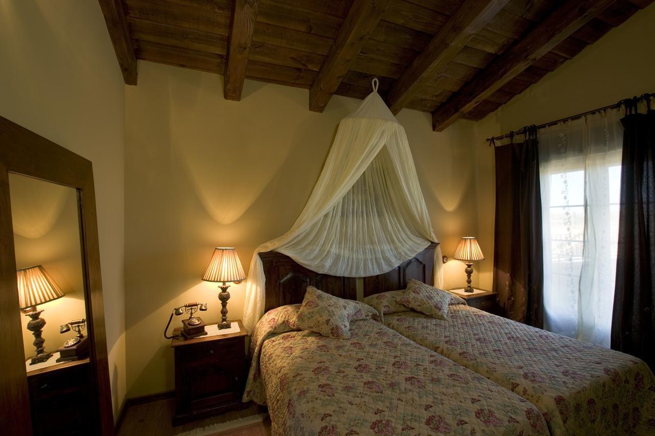 Villanueva de San Mancio La Posada Del Canal מראה חיצוני תמונה